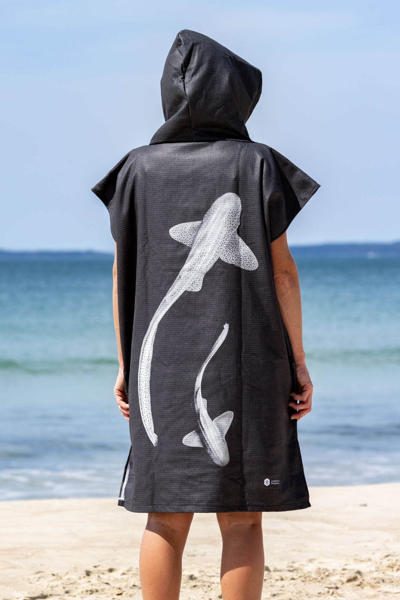 Leopard Sharks Monochrome - Adults Hooded Beach Towel