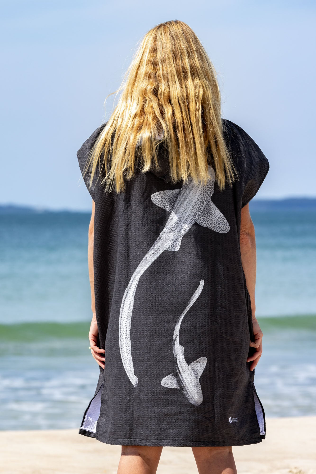 Leopard Sharks Monochrome - Adults Hooded Beach Towel