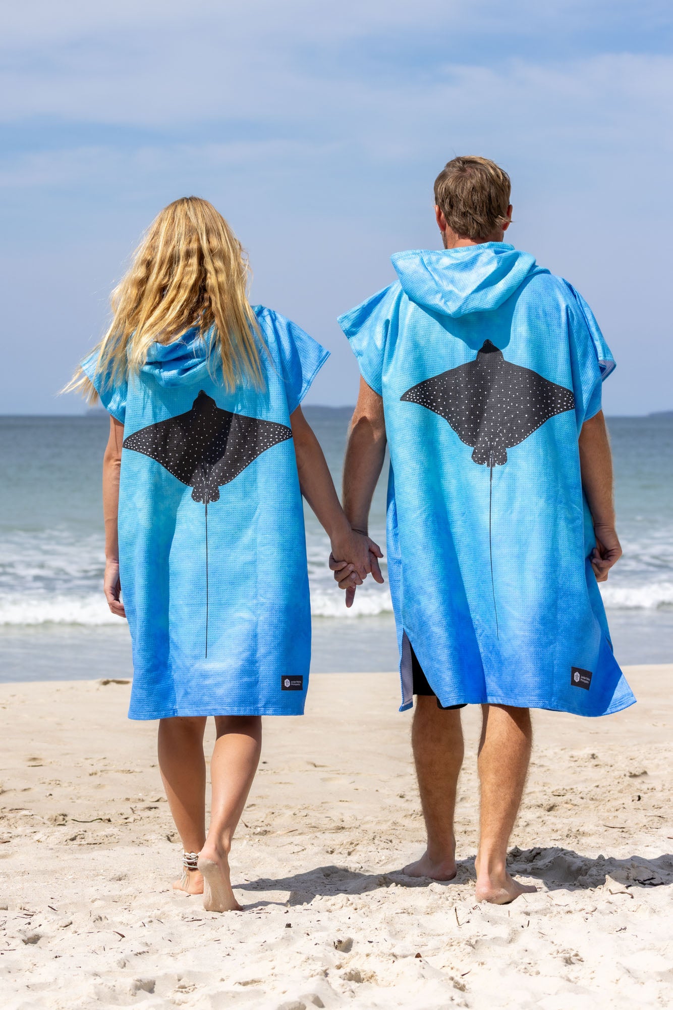 Spotted Eagle Ray - Adults Hooded Beach Towel