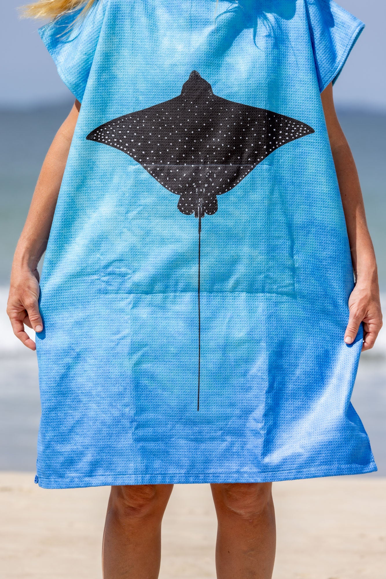 Spotted Eagle Ray - Adults Hooded Beach Towel