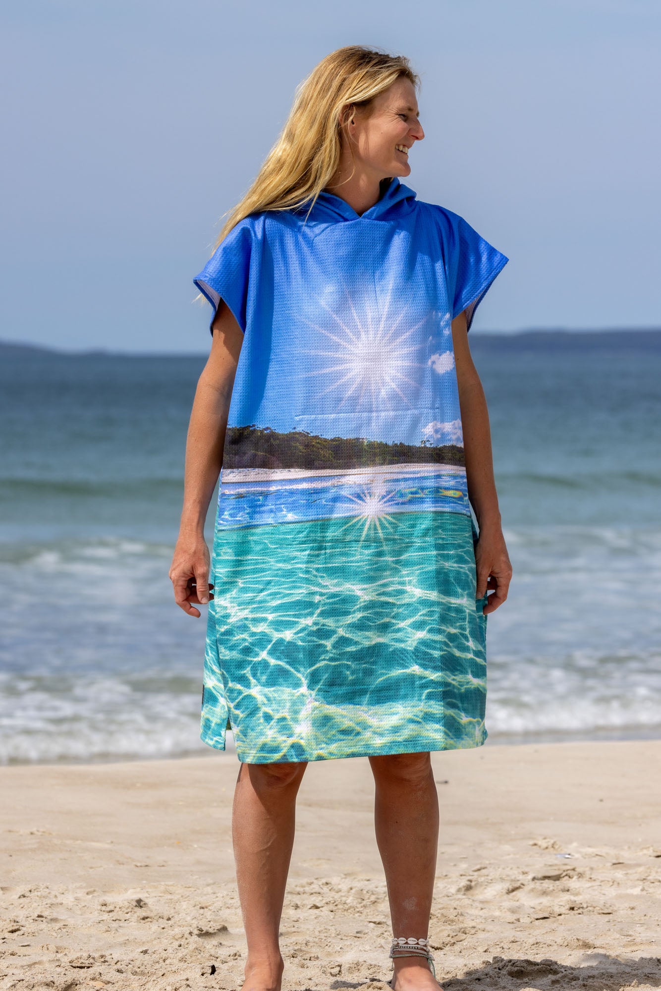 Summer Sun Hyams Beach Jervis Bay - Adults Hooded Beach Towel