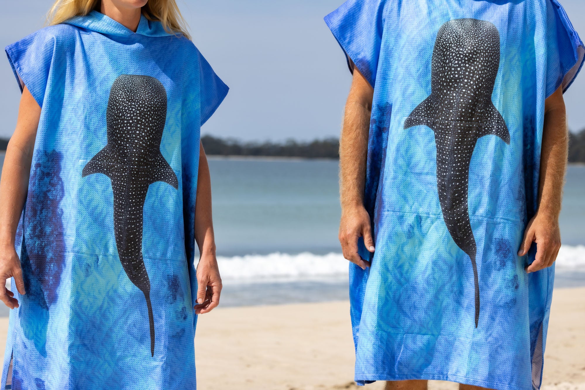 Ningaloo Reef Whale Shark - Adults Hooded Beach Towel