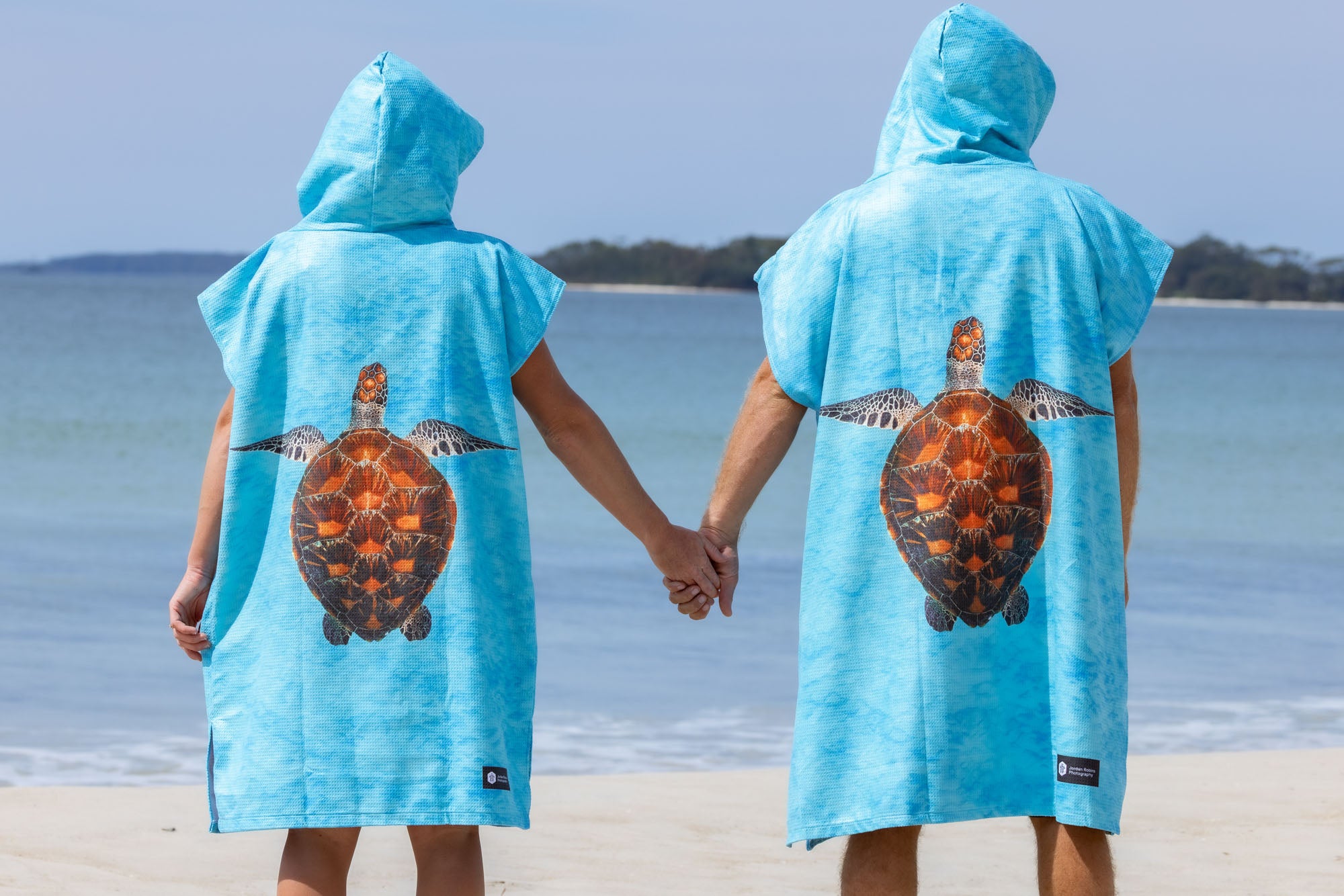 Sea Turtle Great Barrier Reef - Adults Hooded Beach Towel