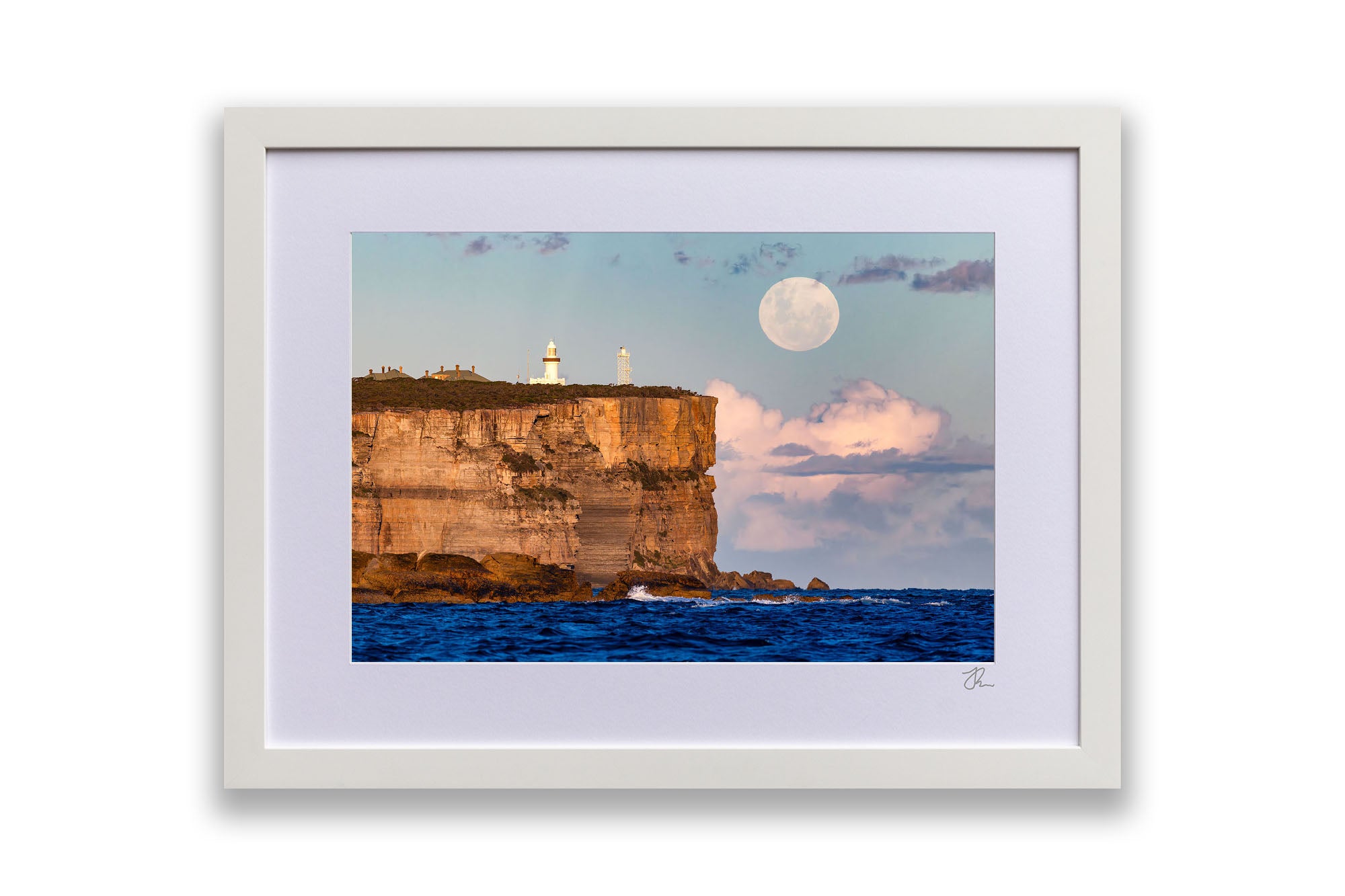 Blue Moon | Point Perpendicular | Jerivs Bay